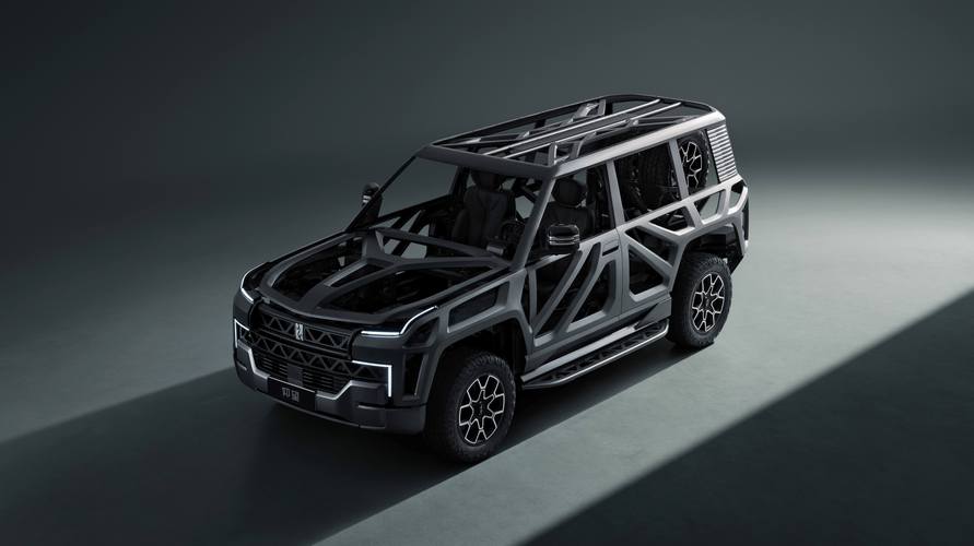 成都46仰望U8硬派越野的科技魅力，国能汽车对传统燃油车市场的冲击